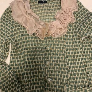 Trendy ruffled sweater